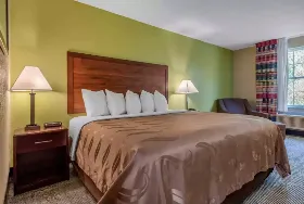 Photograph of Quality Inn, Morgantown