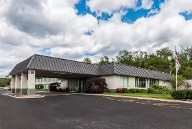 Photograph of Suburban Extended Stay Hotel Fairmont, Fairmont