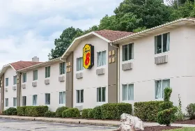 Photograph of Super 8, Pittsburgh