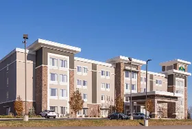 Photograph of La Quinta Inn & Suites, Morgantown