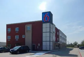 Photograph of Motel 6, Houston
