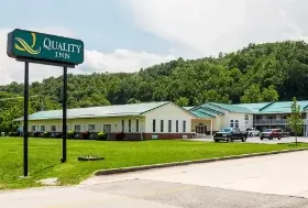 Photograph of Quality Inn, Weston