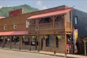 Photograph of Hatfield Mccoy Resort, Matewan