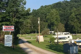Photograph of Hefners RV Park & Campground, Weston