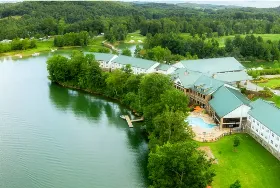 Photograph of Lake View Cabins, Weston