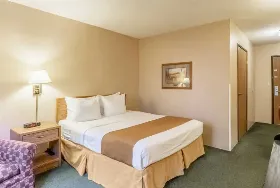 Photograph of Rodeway Inn, Rhinelander
