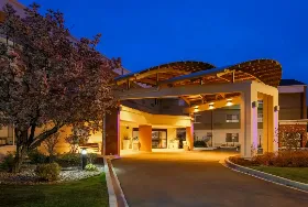 Photograph of Holiday Inn Express, Wauwatosa