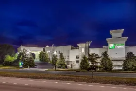 Photograph of Holiday Inn, Wisconsin Dells