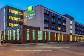 Photograph of Holiday Inn Express, Platteville
