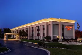 Photograph of Hampton Inn, Milwaukee