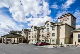 Photograph of Comfort Suites, Madison