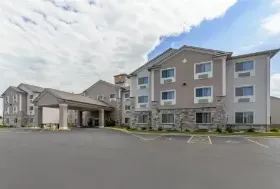 Photograph of Comfort Suites, Delavan
