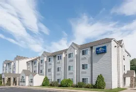 Photograph of Microtel, Rice Lake