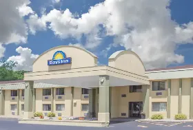 Photograph of Days Inn, Portage