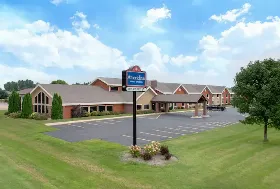 Photograph of Americinn, New London