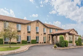Photograph of Days Inn, Hurley