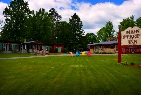 Photograph of The Main Street Inn, Crandon