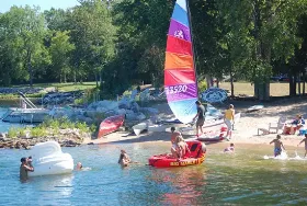 Photograph of Beach Harbor Resort, Sturgeon Bay