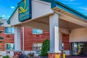Photograph of Quality Inn, Green Bay