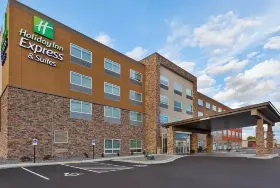 Photograph of Holiday Inn Express, Eau Claire