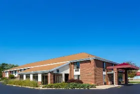 Photograph of Super 8, Watertown