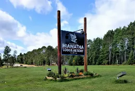Photograph of Hiawatha Motor Inn, Eagle River