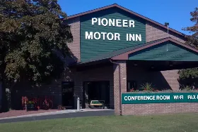 Photograph of Westfield Pioneer Motor Inn, Westfield