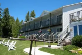 Photograph of Shoreline Waterfront Motel, Ellison Bay
