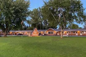 Photograph of River Hills Motel, Algoma