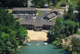 Photograph of Baker's Sunset Bay Resort, Wisconsin Dells