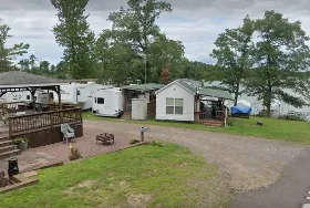 Photograph of Back Of The Moon Resort, Cameron