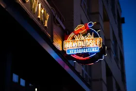 Photograph of Dotty Dumpling's Dowry, Madison