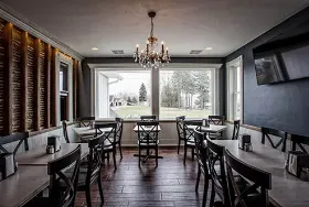 Photograph of Rustique Pizza & Lounge, Green Bay