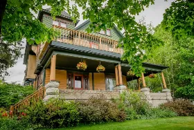 Photograph of The Scofield House B&B, Sturgeon Bay
