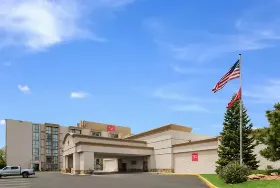 Photograph of Red Lion Hotel & Conference Center Cheyenne, Cheyenne