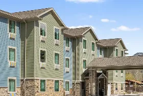 Photograph of Cobblestone Hotel & Suites, Alpine