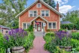 Photograph of Robin's Nest, Cody