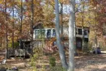 Photograph of Lion and Crow Lodge, Luray