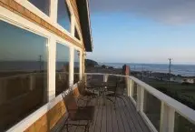 Photograph of Bob's Pacific Beach House, Pacific Beach