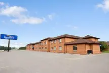 Photograph of Baymont Inn And Suites Summersville, 