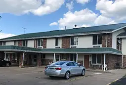 Photograph of Country Heights Motor Inn, Hazel Green