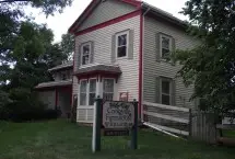 Photograph of Cooksville Farmhouse Inn, Evansville